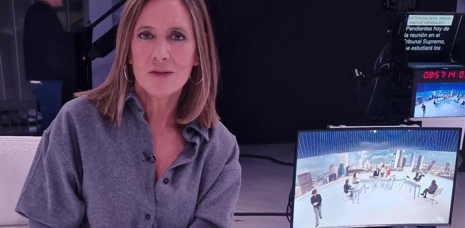 Marta Gómez Montero, periodista que abandonó programa entre lágrimas, regresó “tranquila y reconfortada”