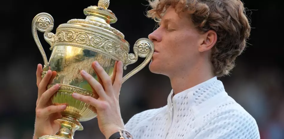 Sinner sigue evolucionando su juego, como lo hicieron Federer, Nadal y Djokovic
