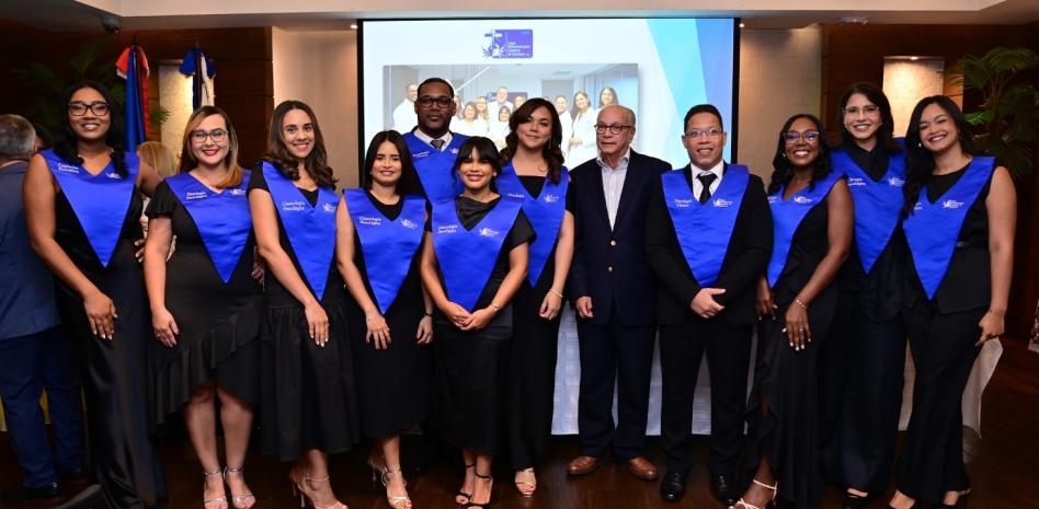 Escuela Nacional de Oncología entrega nuevos especialistas