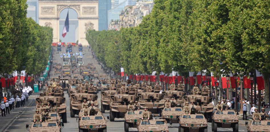 Macron pide ayuda contra el terrorismo