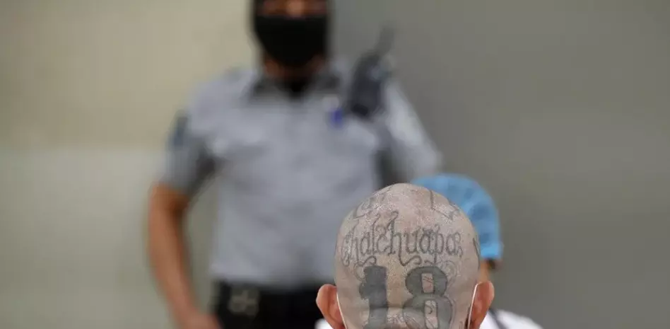 Aumentan a 547 las muertes en cárceles de El Salvador bajo el régimen de excepción, según ONG