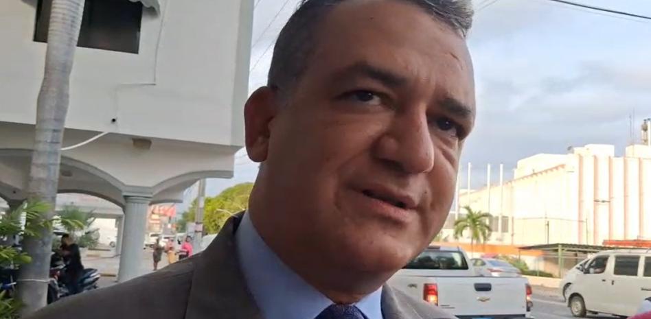 Presidente de la JCE dice que el escudo de la nueva cédula está certificado y cumple con la ley