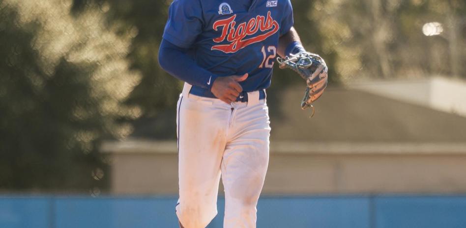 Juez ordena liberación de dominicano Johan Sandoval; podrá terminar sus estudios