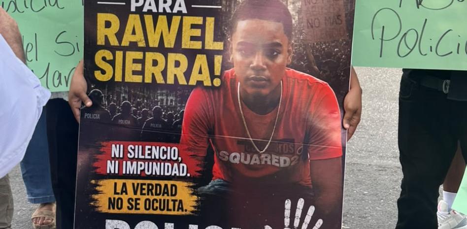 Familiares de joven con autismo muerto a manos presuntamente de un policía piden justicia