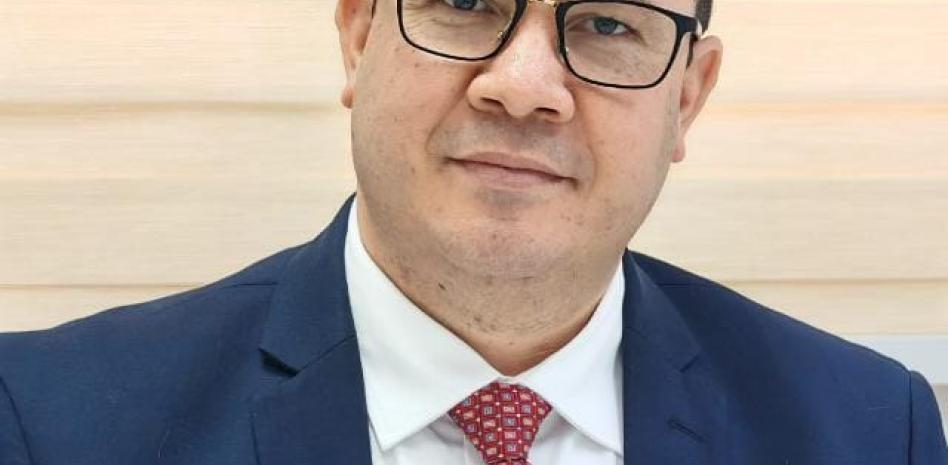 Experto advierte IA endurecerá la política migratoria de EU y podría afectar las remesas hacia RD