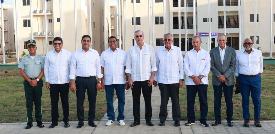 Abinader dice infraestructuras están listas para inicio de Juegos Centroamericanos y del Caribe