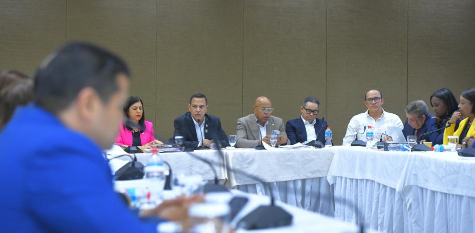 Subcomisión continúa conociendo propuestas de modificación al Código Penal