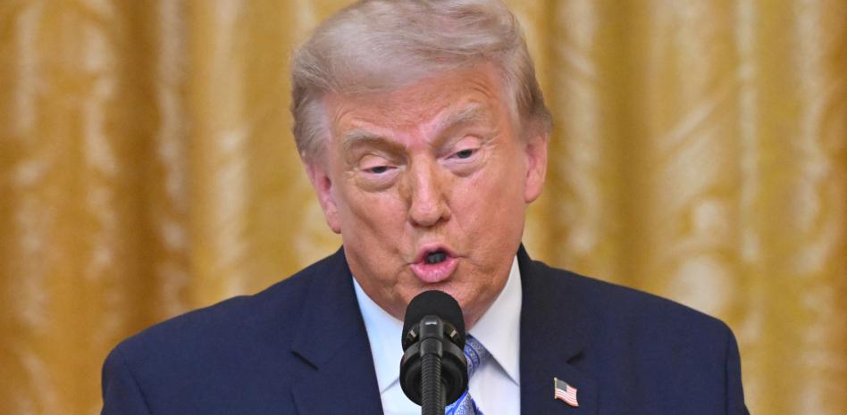Trump acusa a China del "mayor pirateo de datos electorales de la historia" en 2020