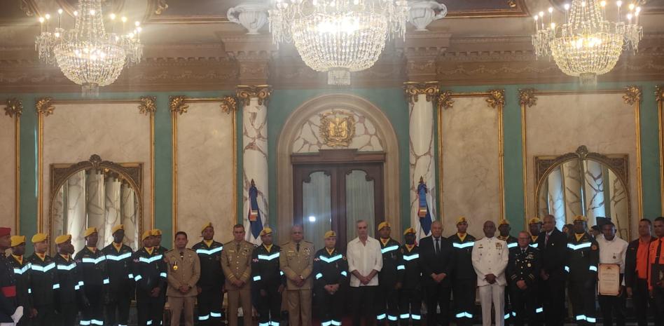 Abinader a rescatistas de RD: Pusieron en alto la bandera dominicana en Venezuela
