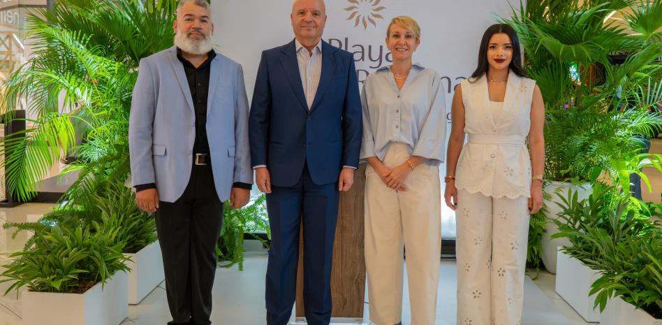 Playa Nueva Romana estrena espacio en Downtown Center