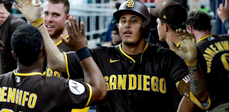 Machado conecta dos jonrones, Tatis batea el cuadrangular más largo de la temporada y San Diego gana