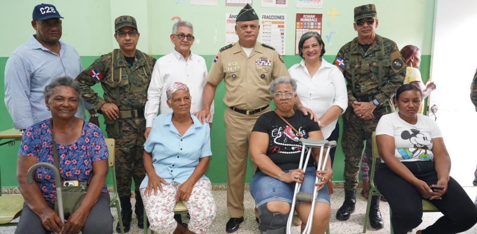 Ministerio de Defensa lleva salud y asistencia social a más de 2,500 personas en Sabana de la Mar