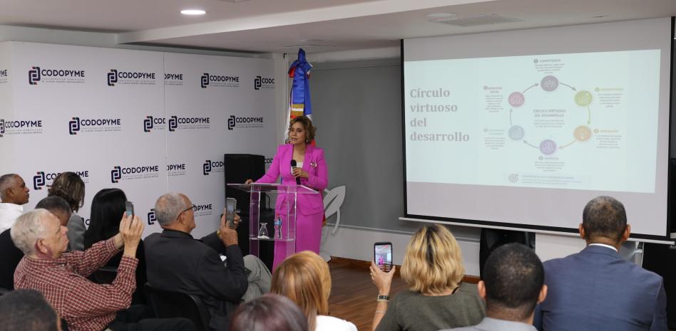 Sugieren modernizar ley de competencia para enfrentar desafíos de economía digital