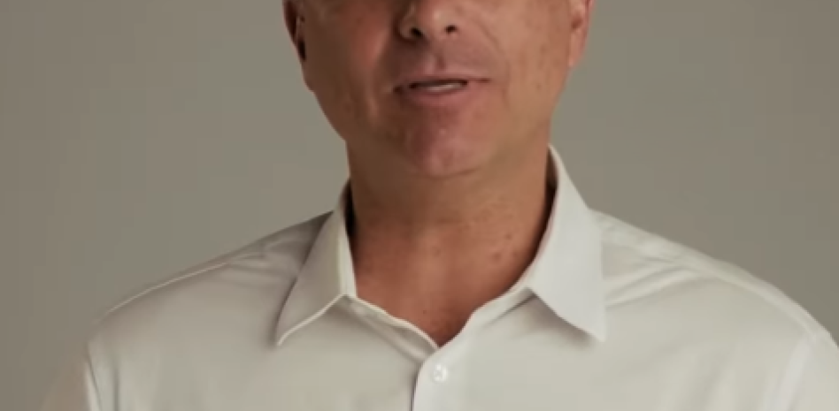 Flávio Bolsonaro se postulará a la presidencia de Brasil pese a obstáculos