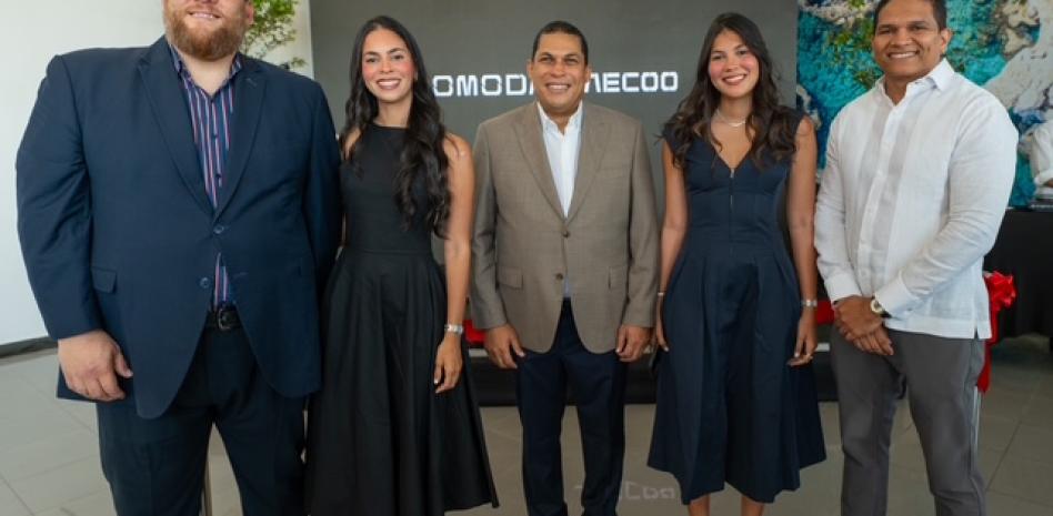 Automia y Blady Beato estrena centro en Santiago