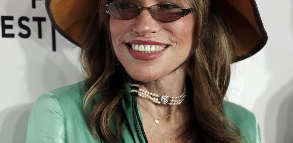 Cantante Carly Simon reveló con una carta que le diagnosticaron Parkinson