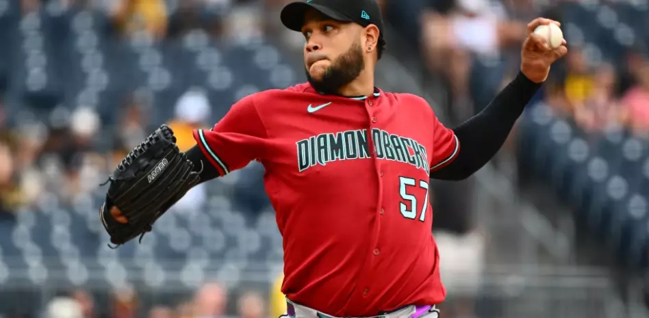 Rodríguez y Moreno conducen a los Diamondbacks a derrotar 3-0 a los Piratas