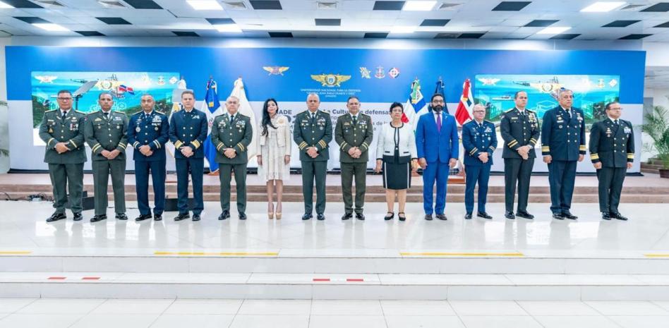 MIDE inaugura Simposio Internacional y presenta dos obras científicas que fortalecen el pensamiento estratégico nacional