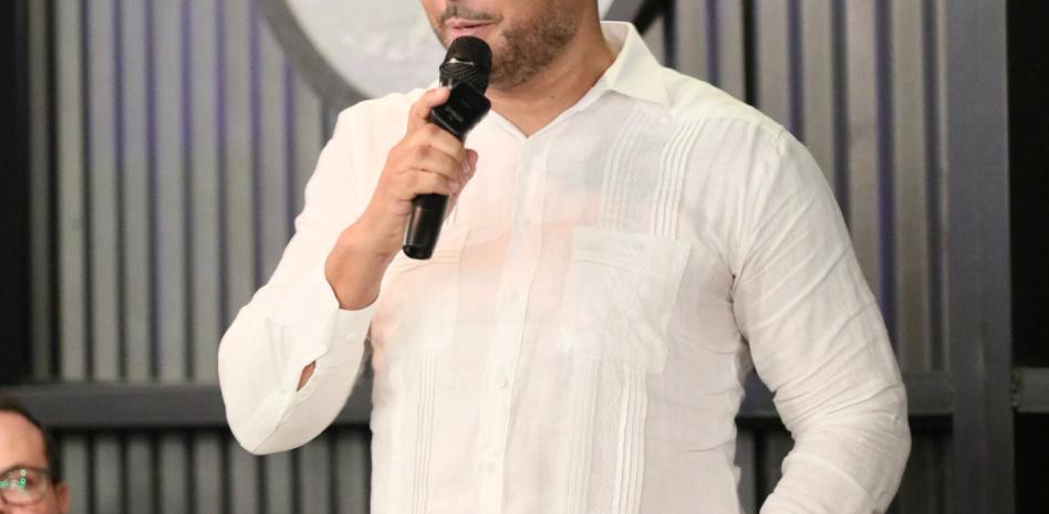 Robinson Lora preside Comité Organizador del baloncesto de Tamboril