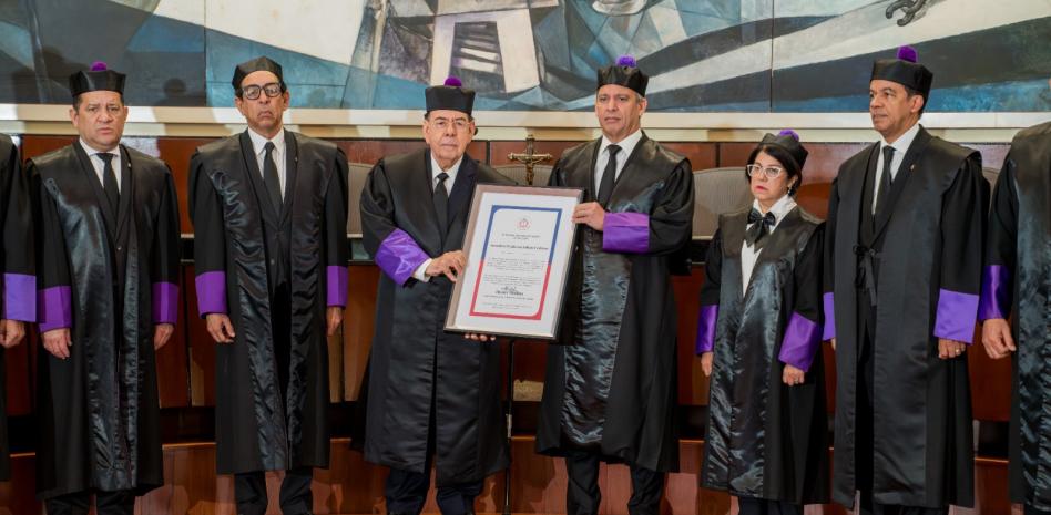 El mensaje del presidente de la Suprema Corte a nueva generación de abogados
