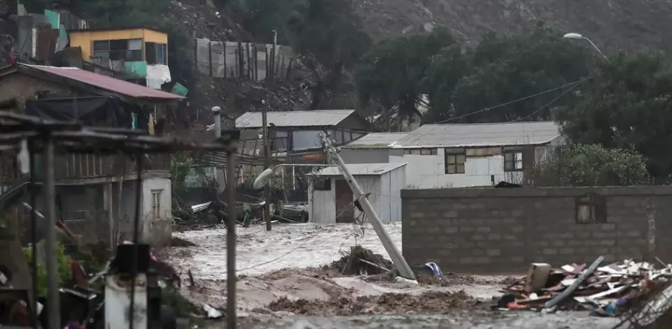 Nuevo temporal deja dos personas muertas y alrededor de 2.000 personas aisladas en Chile