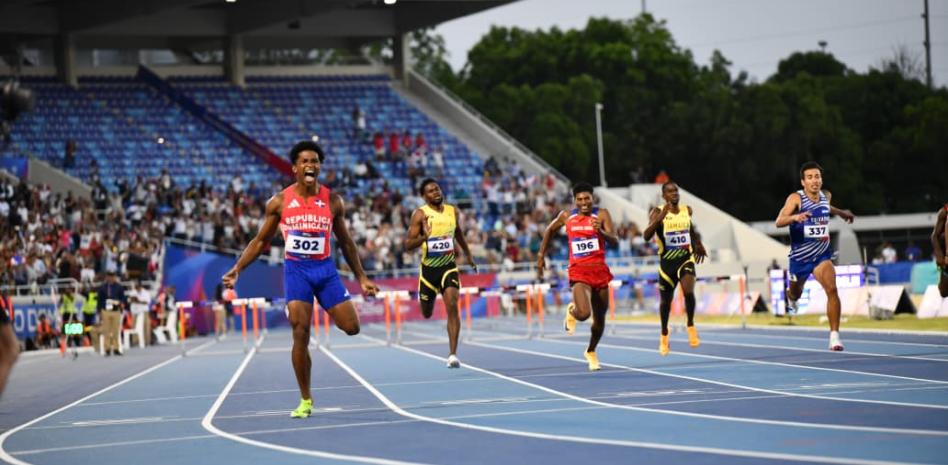 El dominicano Yeral Núñez gana oro en los 400 metros vallas