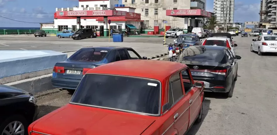 Cuba da luz verde a las nuevas normas para la importación y venta de vehículos