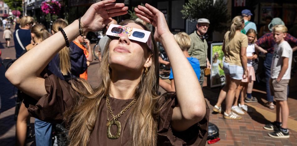 Europa pone los ojos en el eclipse solar total