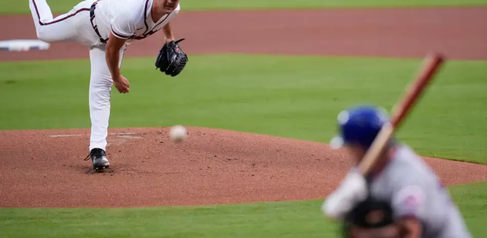 Los Bravos vencen a los Mets con jonrón de Thomas y pitcheo de Mahle