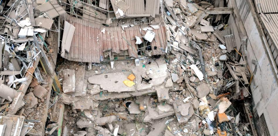 Colombia continúa removiendo escombros de devastador terremoto, con escasas esperanzas de rescates