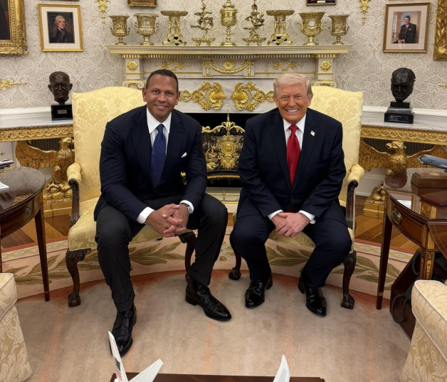 El exjugador de Granes Ligas, Alex Rodríguez se reunió este jueves con el presidente de los Estados Unidos, Donald Trump.