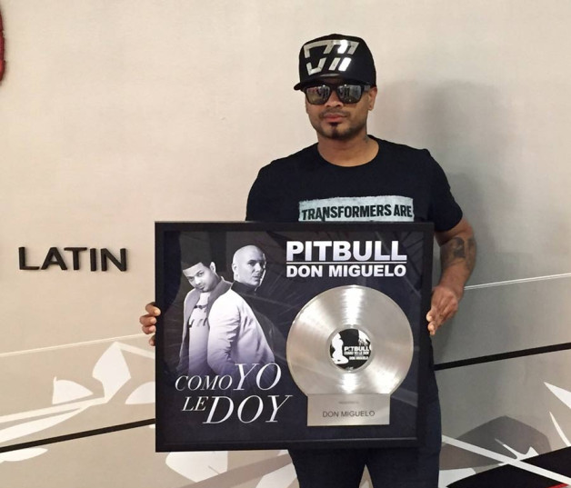 Artista. Don Miguelo ha sido uno de los pocos del país que ha logrado cierta trascendencia internacional gracias al tema “Como yo le doy”, que fue versionado por Pitbull.