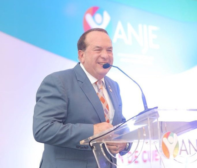 Hugo Álvarez Pérez.