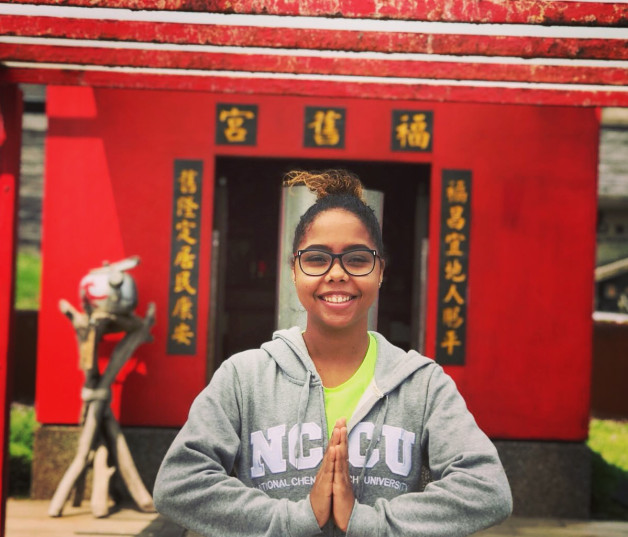 Emelyn Peralta, estudiante becada en Taiwán.