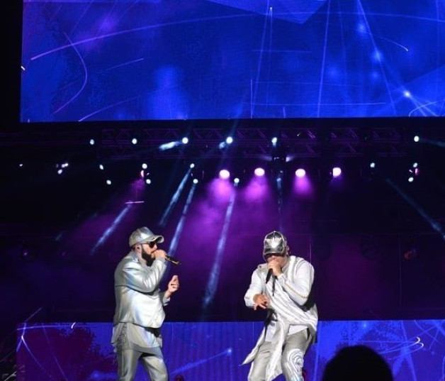 Wisin y Yandel culminaron la madrugada del domingo su show en el Estadio Olímpico.