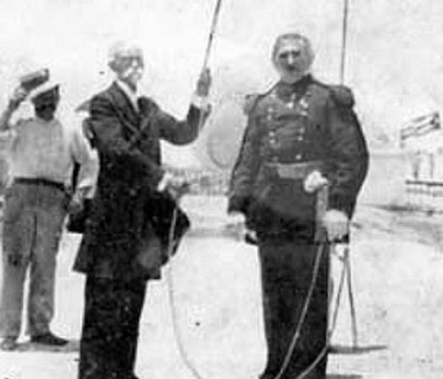 20 de mayo de 1902 Máximo Gómez hizó por primera vez l abandera de la naciente República Cubana.
