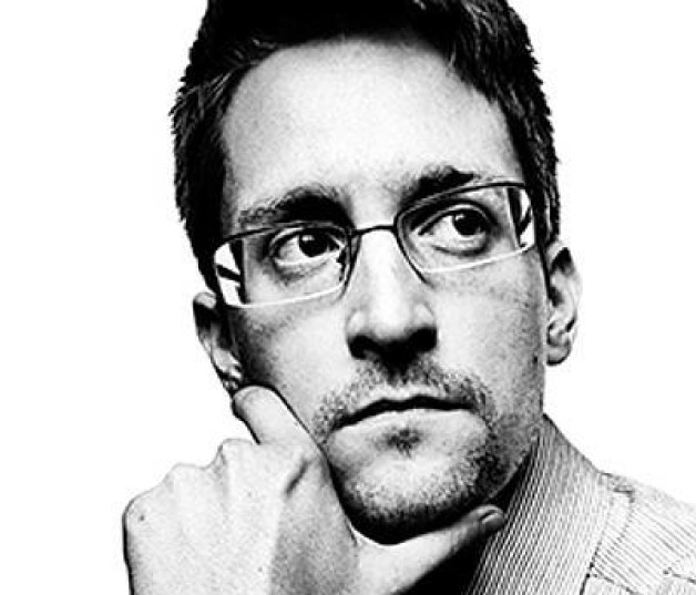 Fotografía de Edward Snowden tomada de su Twitter