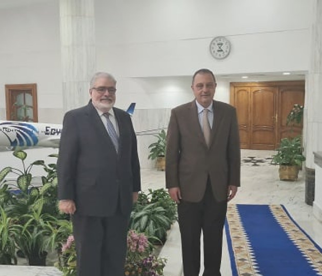 Embajador dominicano en Egipto, Morales Lama visita CEO de Egypt Air.