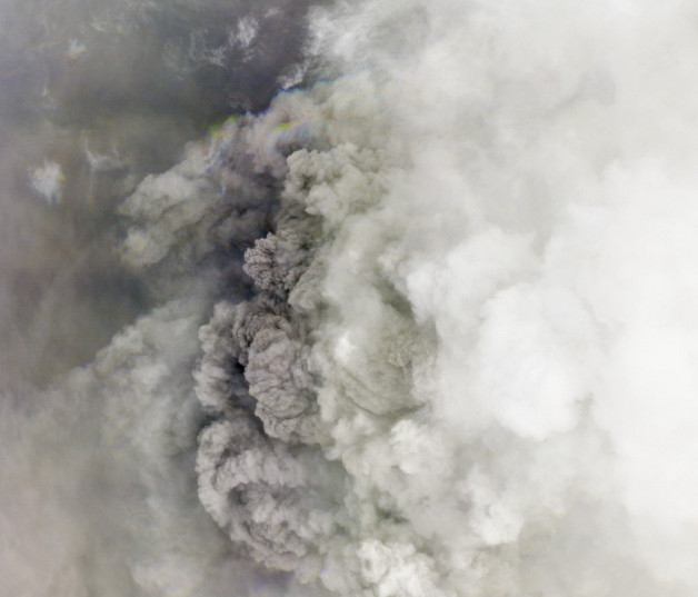 Esta imagen de folleto obtenida el 12 de abril de 2021 por cortesía de Planet Labs Inc. muestra una imagen satelital de la erupción del volcán La Soufriere en la isla caribeña de San Vicente el 10 de abril de 2021.