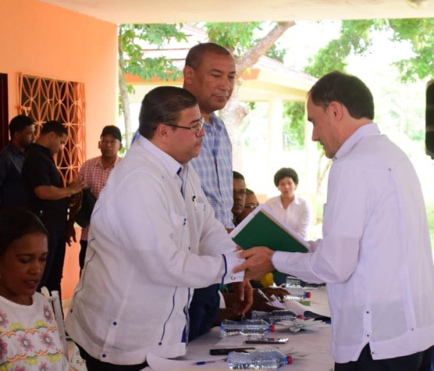 El ministro de Deportes Francisco Camacho encabezó la mesa de trabajo denominada El Gobierno en las Provincias.