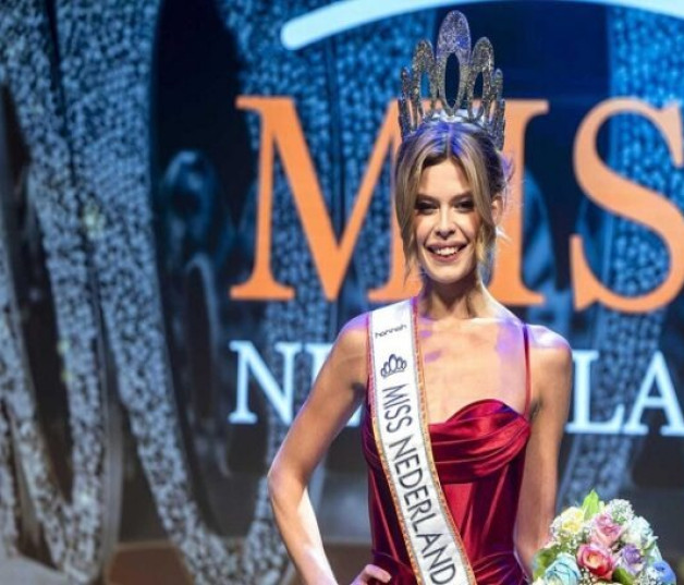 Rikkie Kollé, primera mujer trans en ser coronada como Miss Holanda