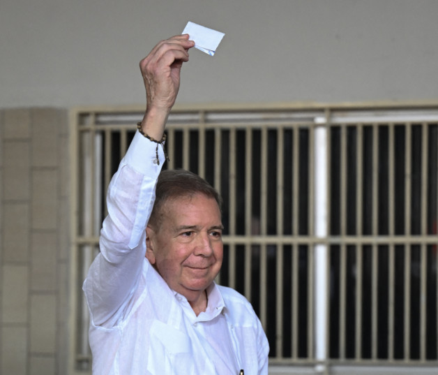 Venezuelan opposition leader Maria Corina Machado casts her vote during the presidential election, in Caracas on July 28, 2024. Venezuelans vote Sunday between continuity in President Nicolas Maduro or change in rival Edmundo Gonzalez Urrutia amid high tension following the incumbent's threat of a "bloodbath" if he loses. (Photo by Federico PARRA / AFP)