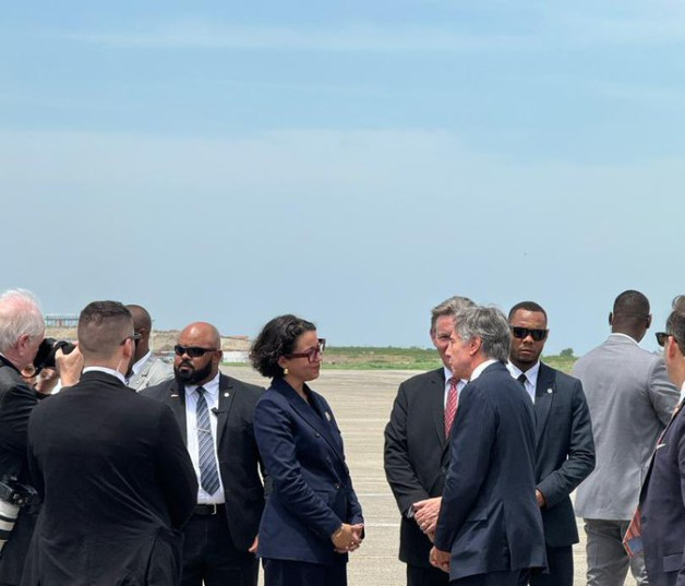 Antony Blinken llega a Puerto Príncipe