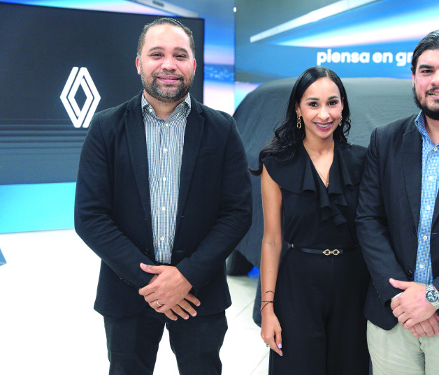 Enmanuel Montás, Leidy Minaya y Sebastián Gutiérrez.