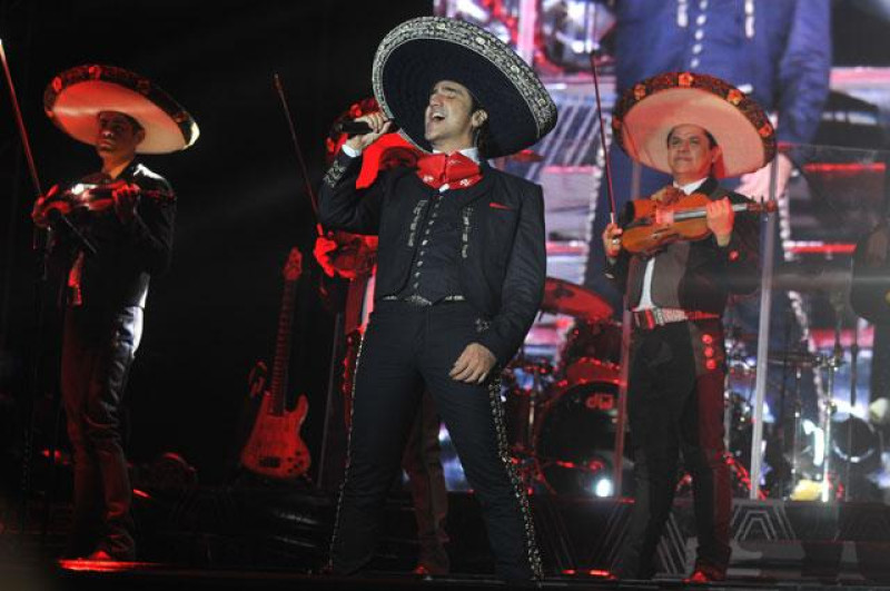 Artista. Alejandro Fernández cantará el 29 de agosto en el anfiteatro Altos de Chavón.