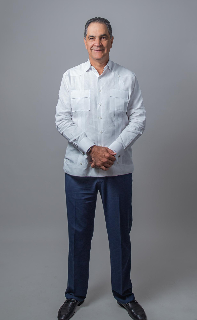 Director ejecutivo del Seguro Nacional de Salud (SeNaSa), Santiago Hazim.

Fuente Externa.