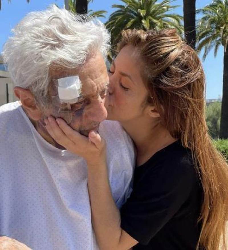 Shakira junto a su padre. Foto de archivo LD.
