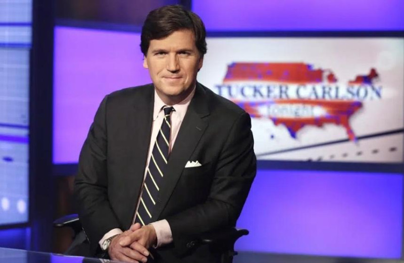 Tucker Carlson, señalado como el gran propagador de las mentiras de Trump, se va de Fox News.