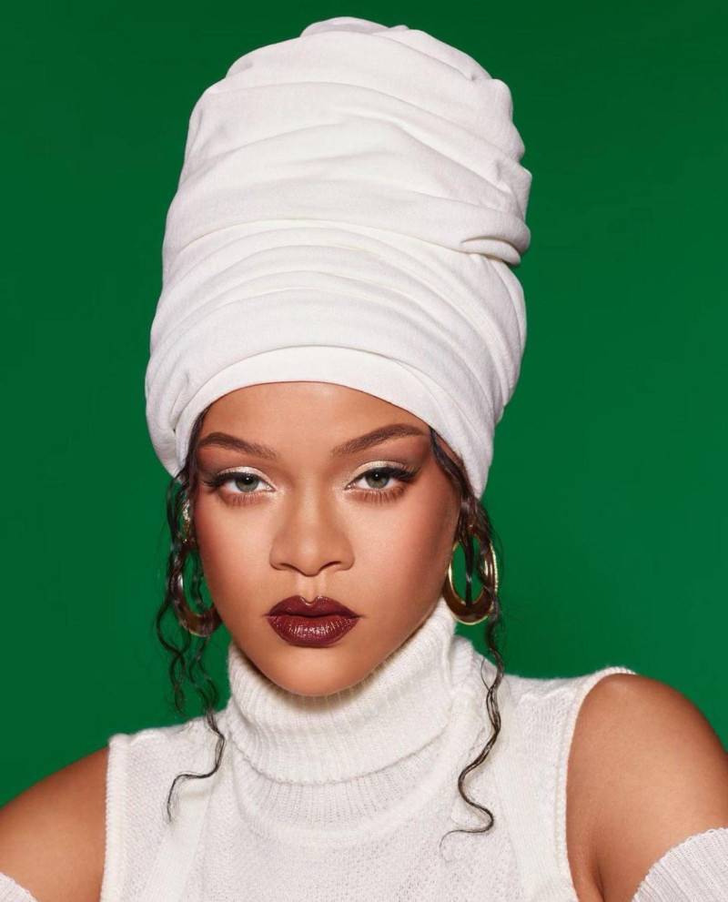 Rihanna, artista y empresaria.