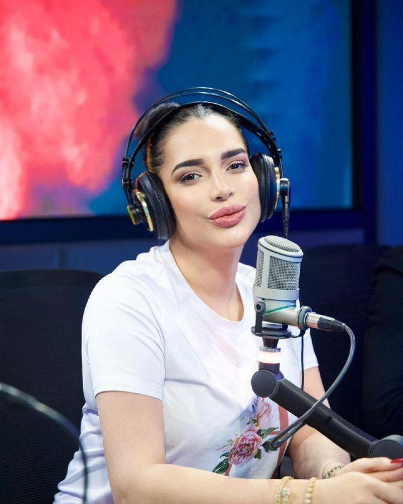 Amelia Alcántara en "Sin Filtro Radio Show"